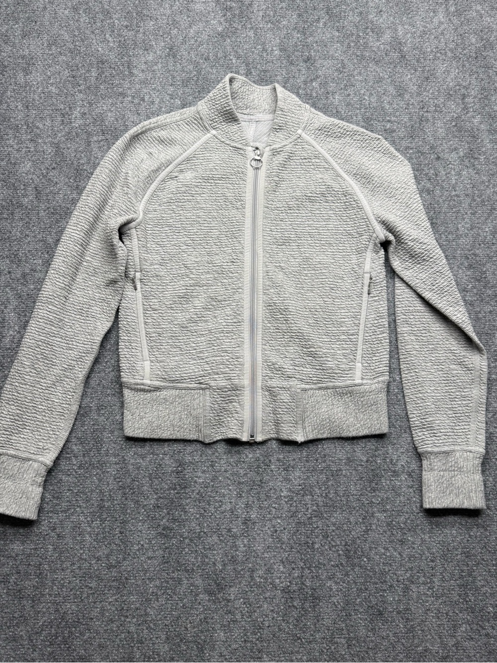 Lululemon Women Size 2 On Repeat Bomber textured full zip jacket
